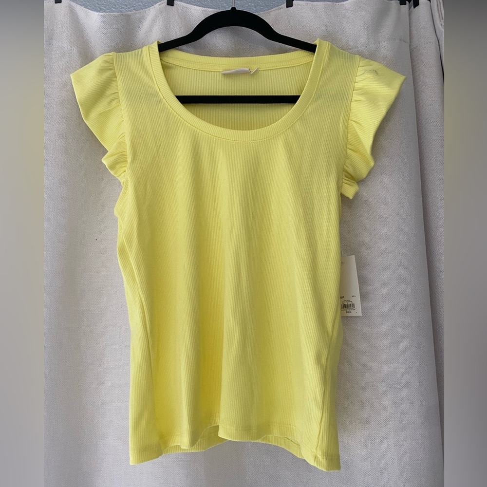 Yellow flutter sleeve rib knit top - size large